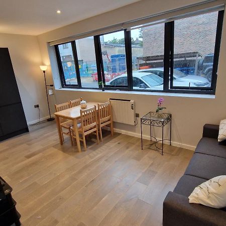 Dream Apartment Finchley 4 Min Walk To The Train هيندون المظهر الخارجي الصورة