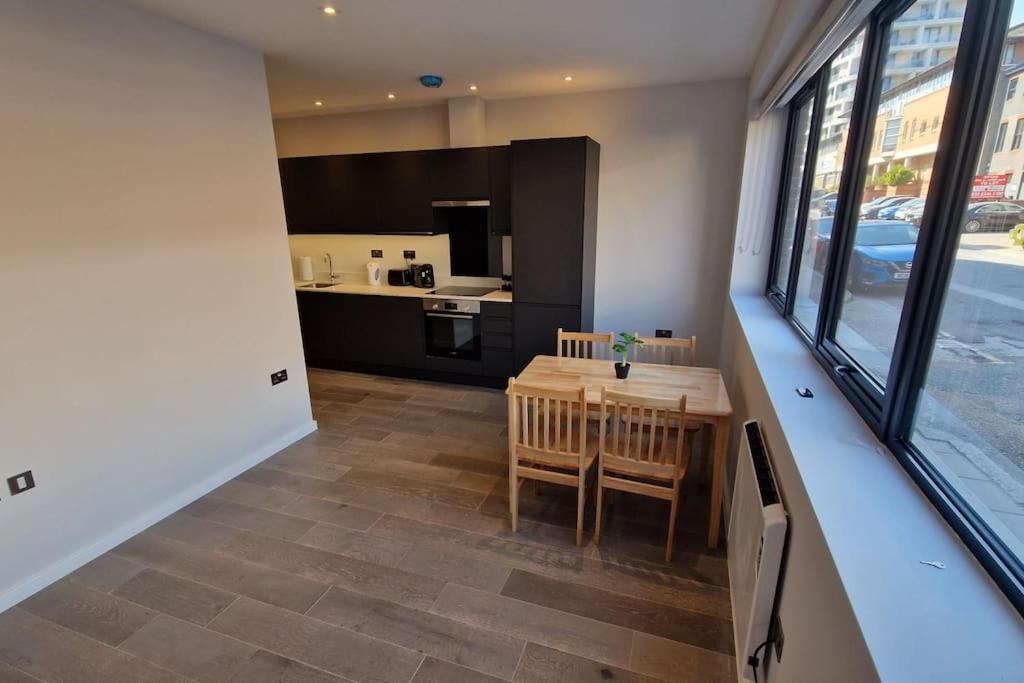 Dream Apartment Finchley 4 Min Walk To The Train هيندون المظهر الخارجي الصورة