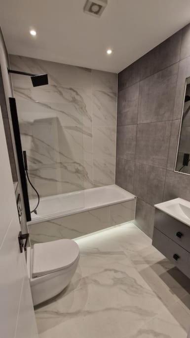 Dream Apartment Finchley 4 Min Walk To The Train هيندون المظهر الخارجي الصورة